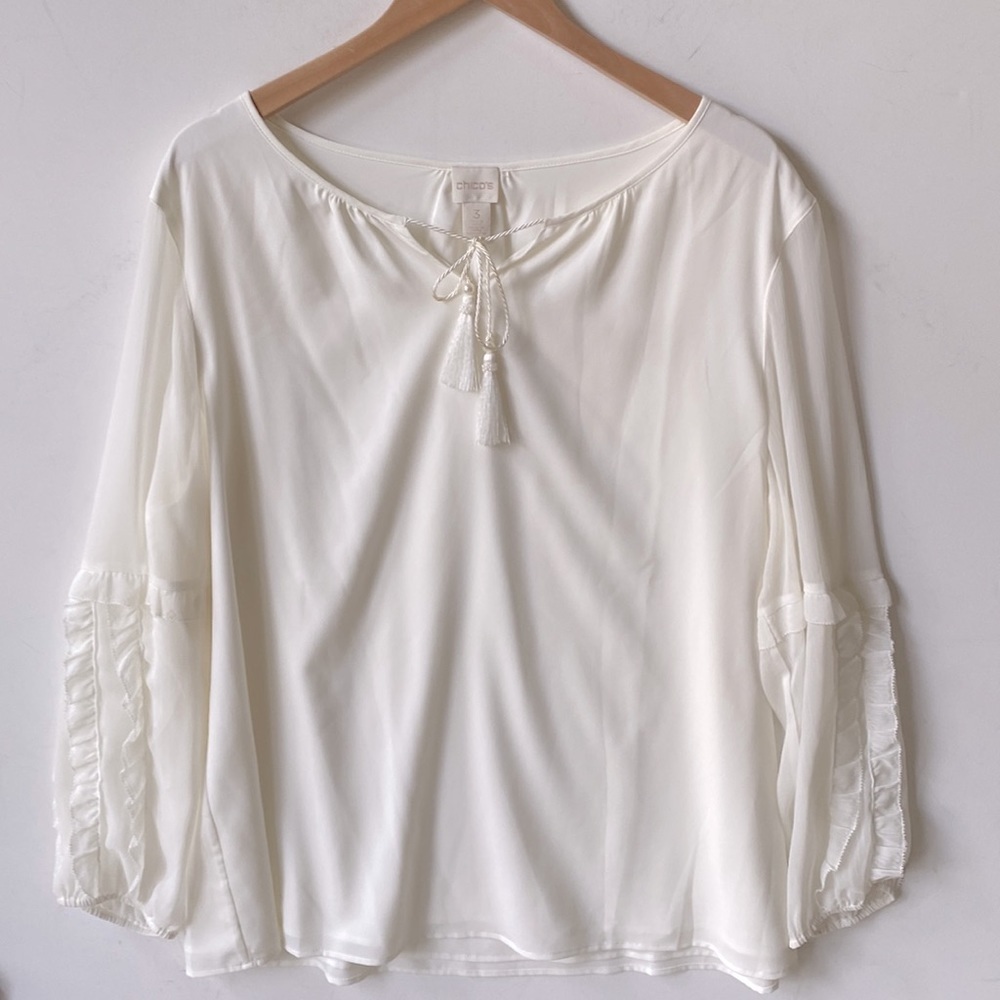 Chico’s Ruffed long sleeved white pullover blouse, Size‎ 3